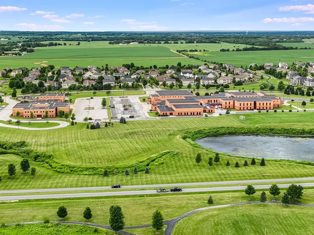 $550,000 | 12811 Conifer Street, Plainfield, IL 60585