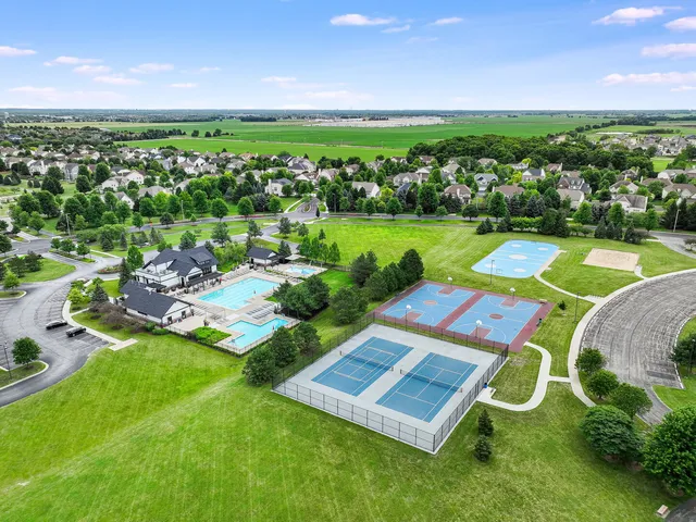 $550,000 | 12811 Conifer Street, Plainfield, IL 60585