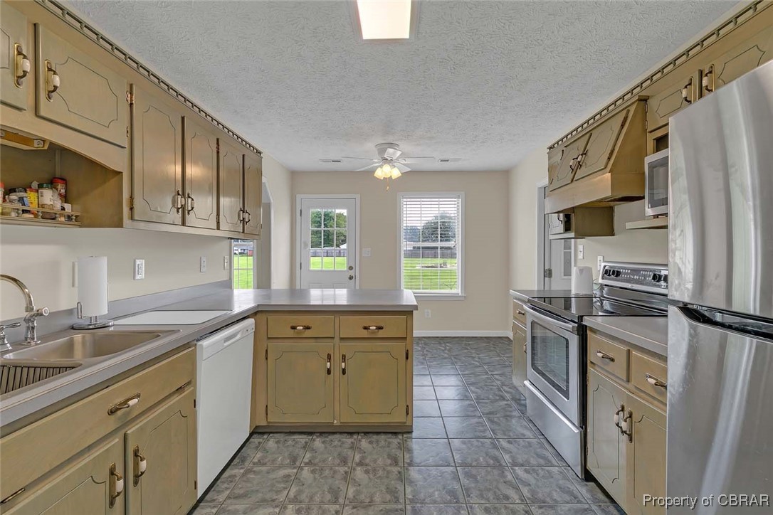 6596 Belroi Road Gloucester, VA 23061 - Photo 18 of 40 Gallery Image 18
