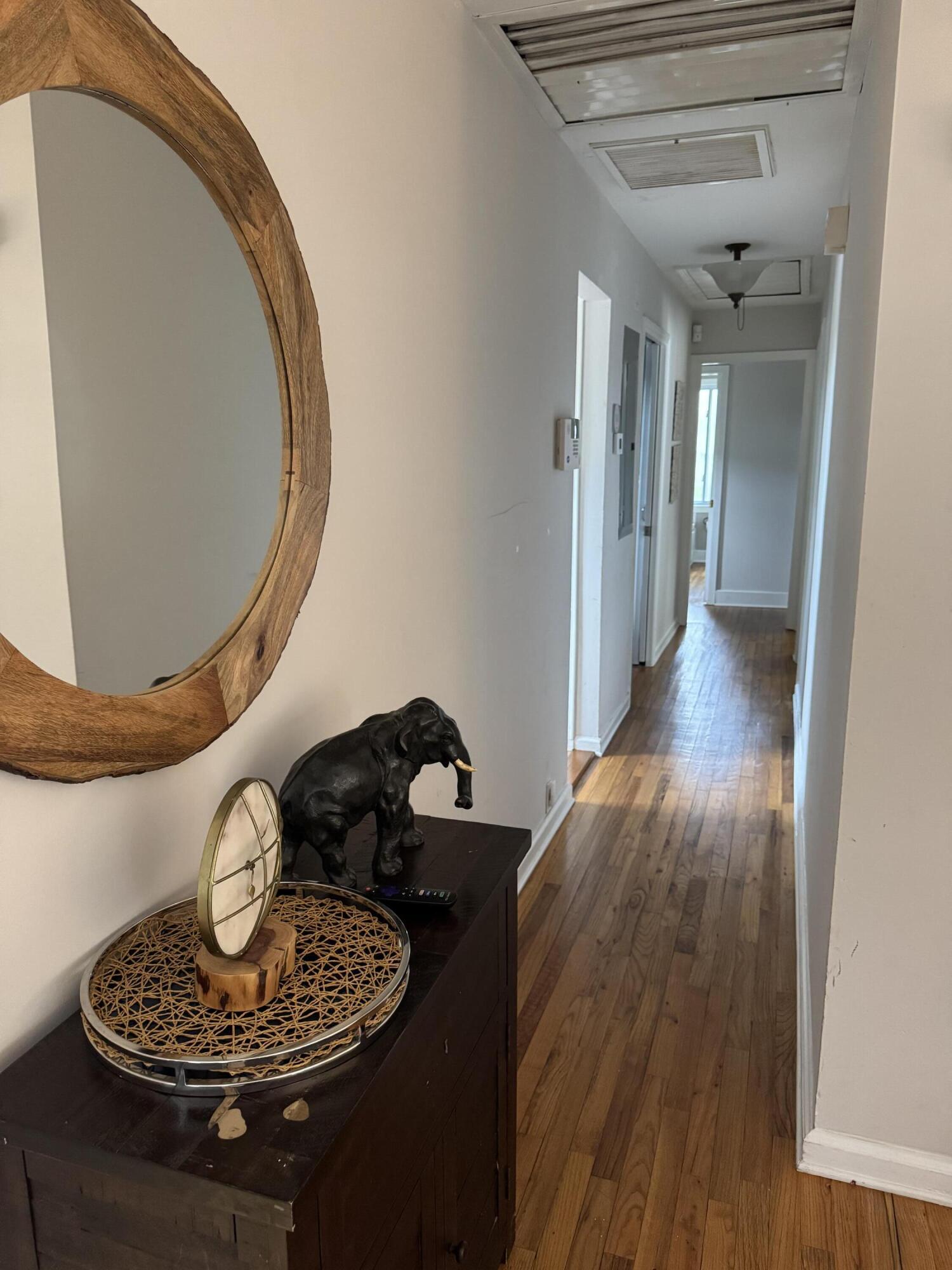 816 Bose Court Mount Pleasant, SC 29464 - Photo 12 of 32 IMG_2987