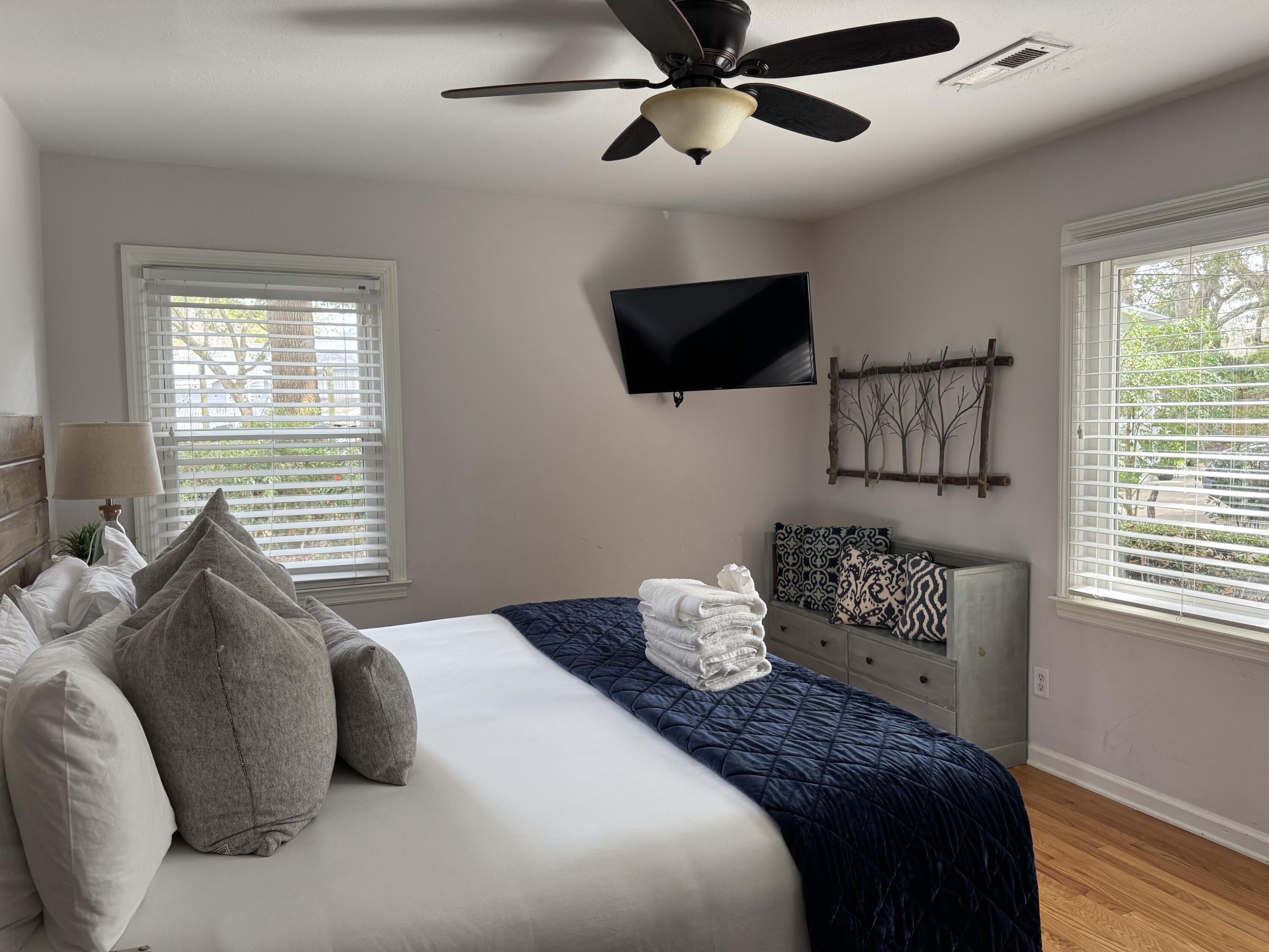 816 Bose Court Mount Pleasant, SC 29464 - Photo 14 of 32 IMG_3045