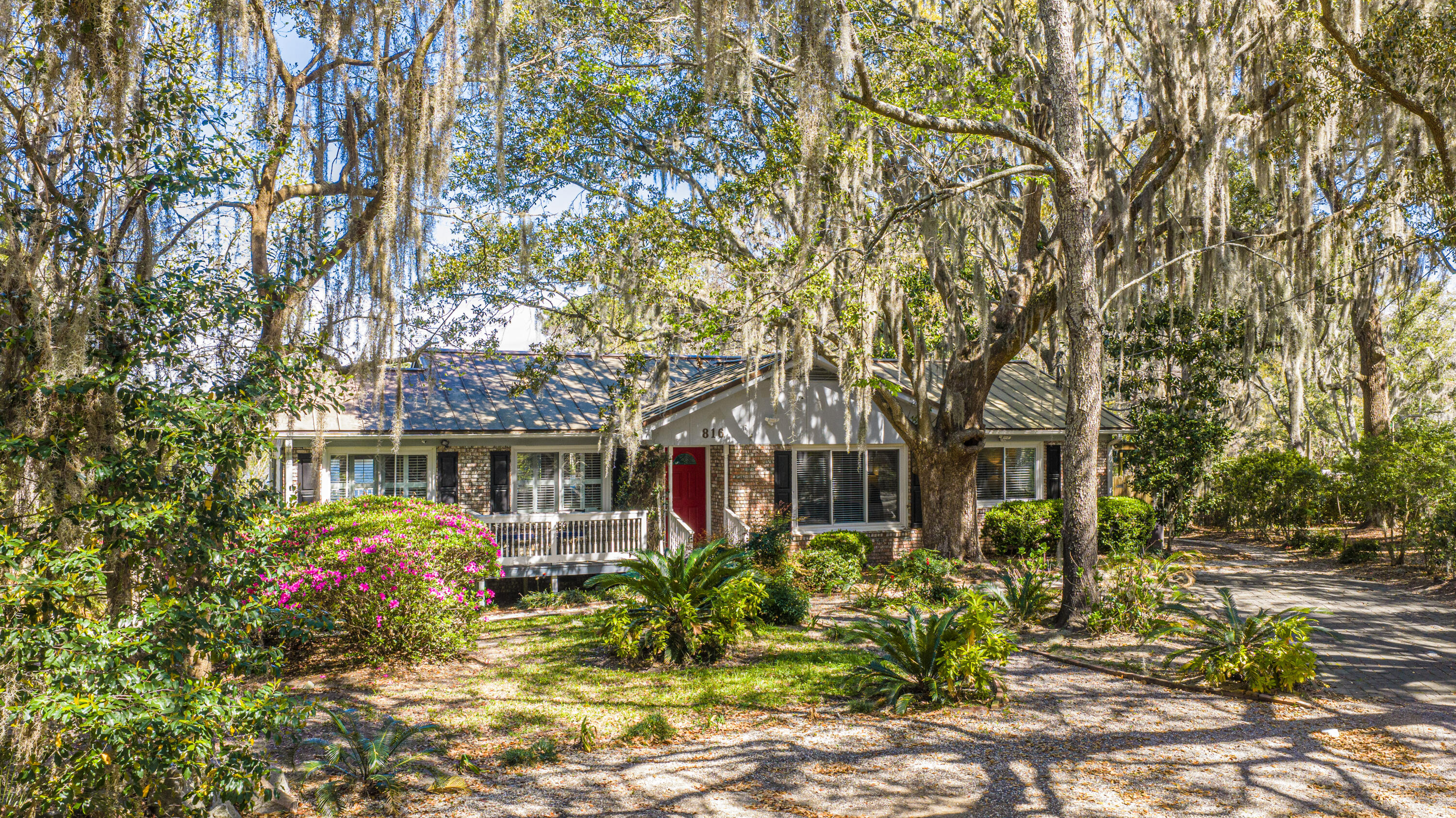 816 Bose Court Mount Pleasant, SC 29464 - Photo 8 of 38 816BoseCt070