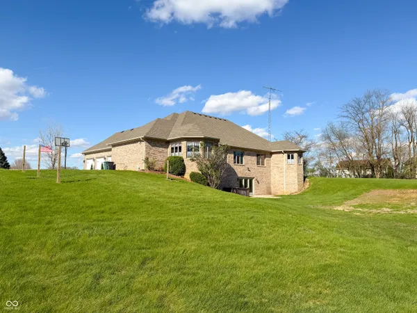 $849,900 | 3861 East 300 North, Crawfordsville, IN 47933