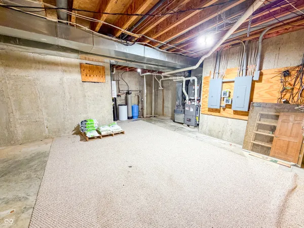 $849,900 | 3861 East 300 North, Crawfordsville, IN 47933