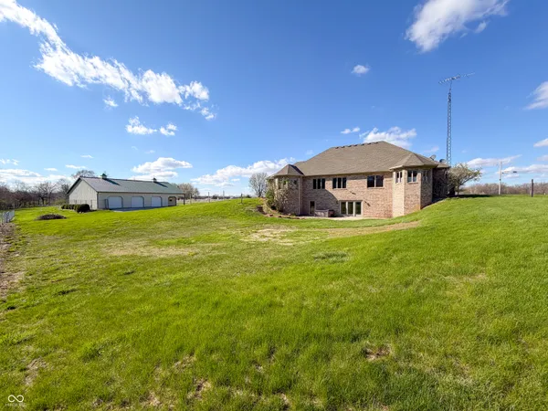 $849,900 | 3861 East 300 North, Crawfordsville, IN 47933