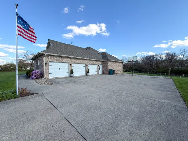 $849,900 | 3861 East 300 North, Crawfordsville, IN 47933