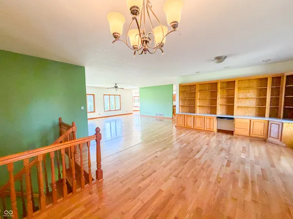 $849,900 | 3861 East 300 North, Crawfordsville, IN 47933