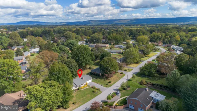 $404,900 | 8 Brightwood Drive, Hagerstown, MD 21740