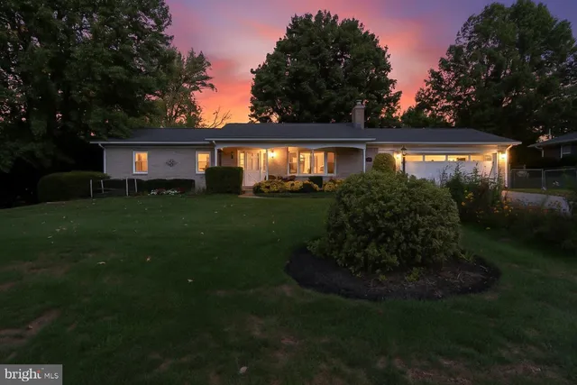 $404,900 | 8 Brightwood Drive, Hagerstown, MD 21740