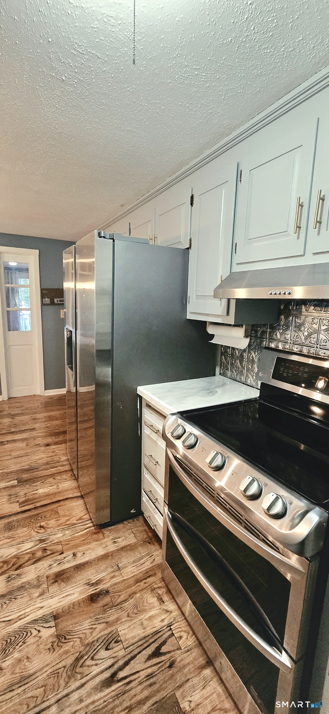 187 West Avon Road Avon, CT 06001 - Photo 19 of 39 Gallery Image 19