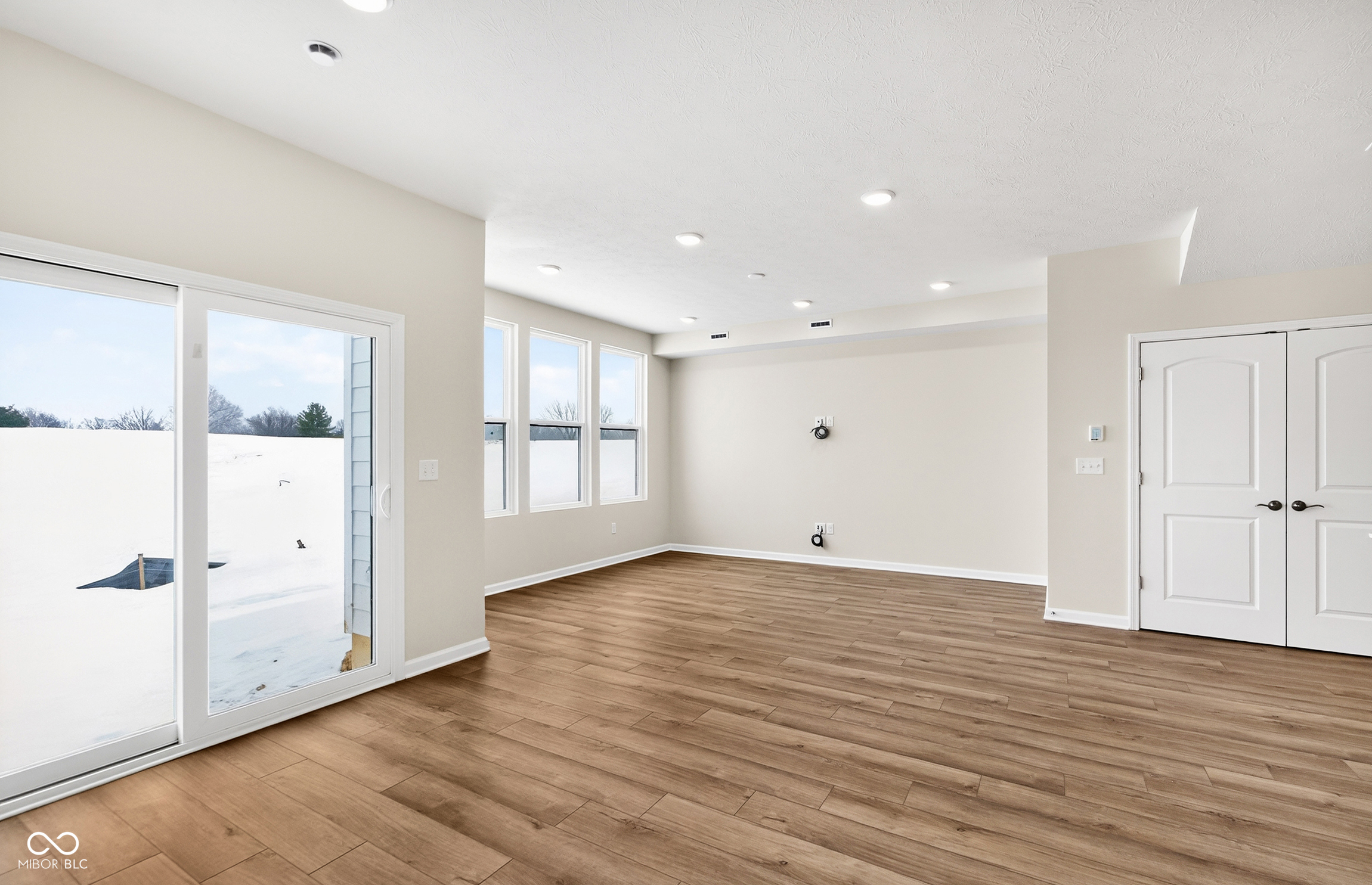 9795 Behner Drive Fishers, IN 46250 - Photo 11 of 36