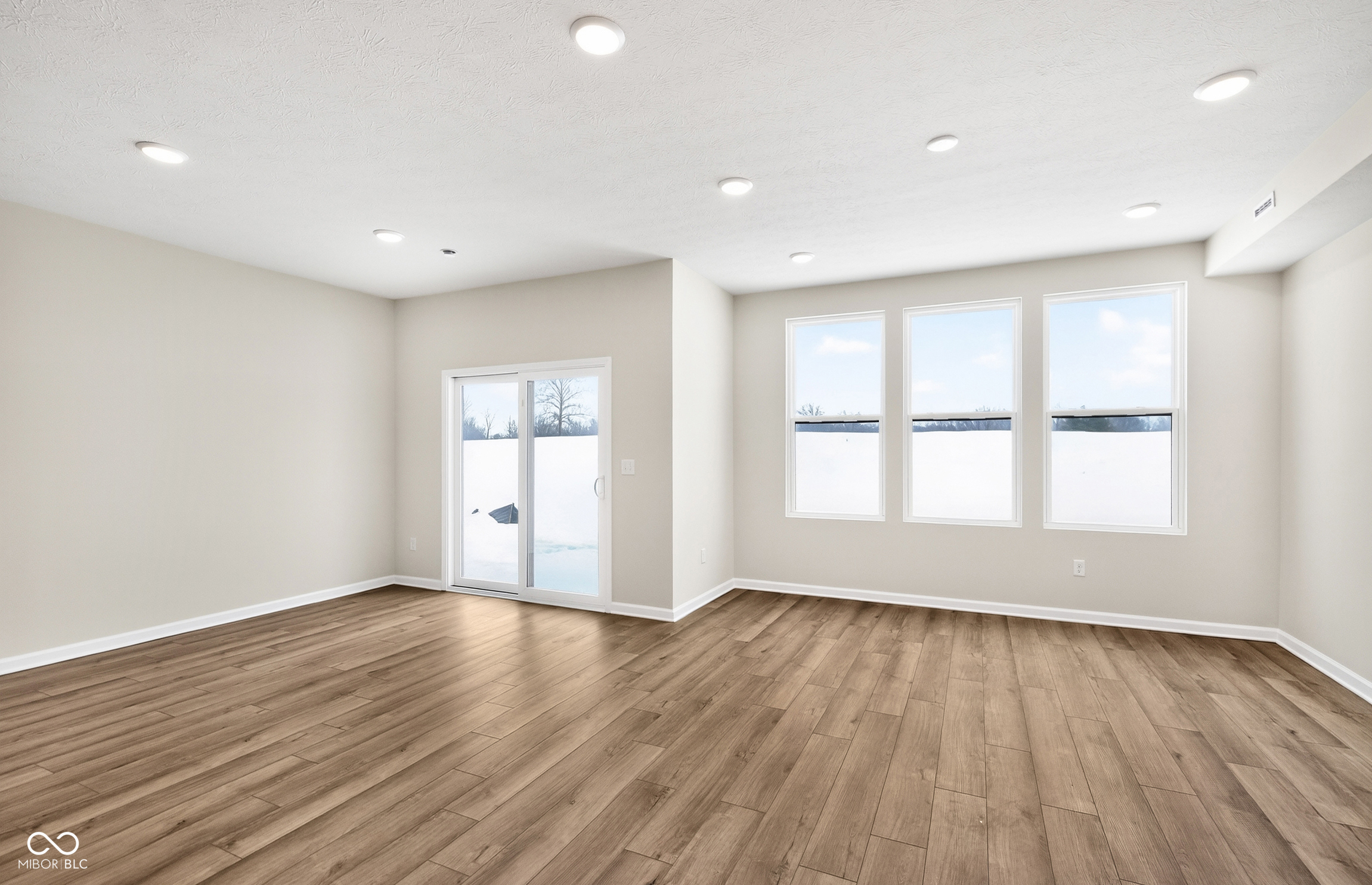 9795 Behner Drive Fishers, IN 46250 - Photo 9 of 36