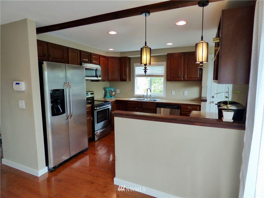 6007 Rockefeller Avenue Everett, WA 98203 - Photo 11 of 25