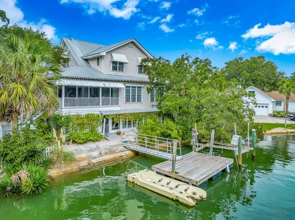 $1,845,000 | 106 Edward Avenue, Murrells Inlet, SC 29576