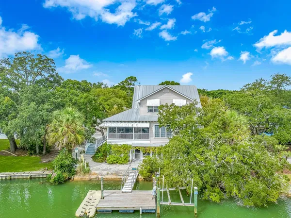 $1,845,000 | 106 Edward Avenue, Murrells Inlet, SC 29576