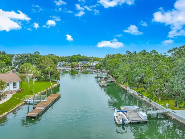 $1,845,000 | 106 Edward Avenue, Murrells Inlet, SC 29576