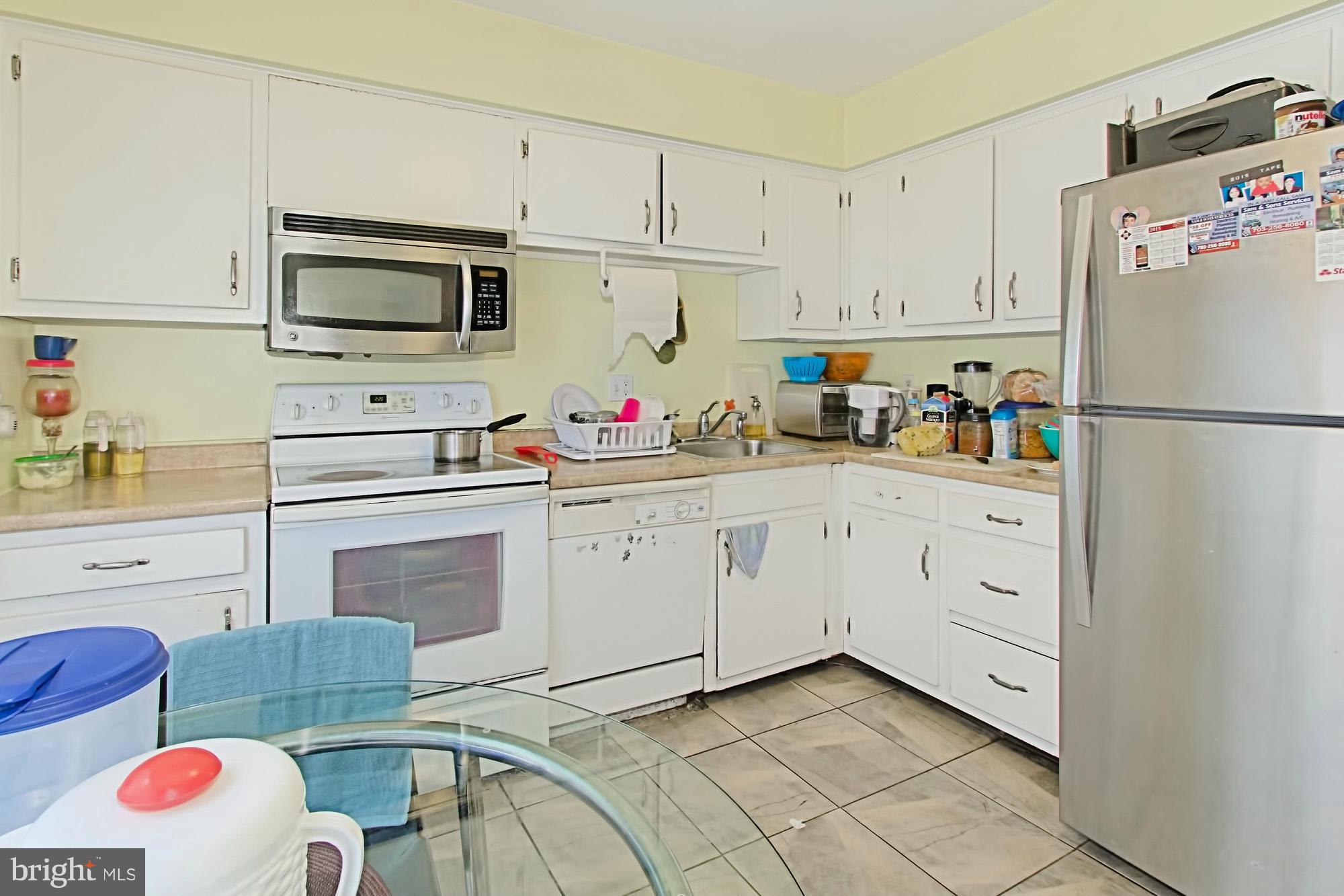 7003 Brocton Court Springfield, VA 22150 - Photo 13 of 26 Kitchen