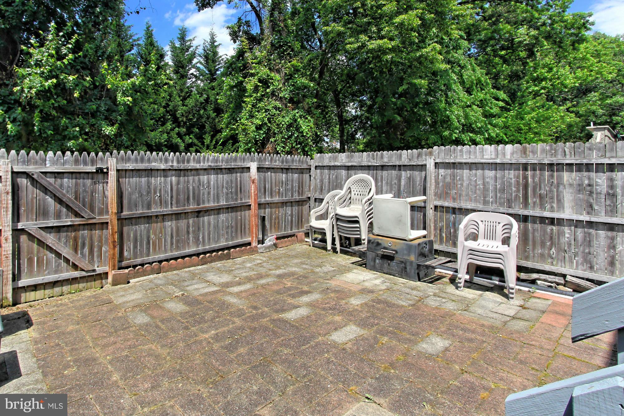7003 Brocton Court Springfield, VA 22150 - Photo 23 of 26 Exterior (Rear)