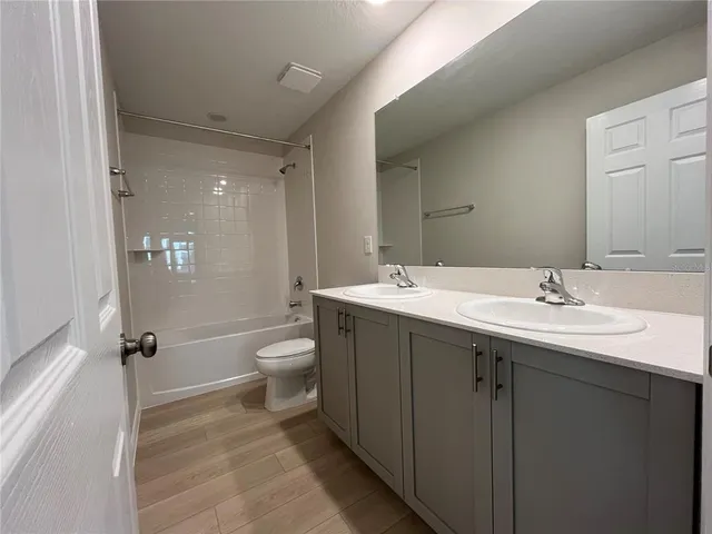 $3,295 | 14789 Summer Br Drive, Lithia, FL 33547