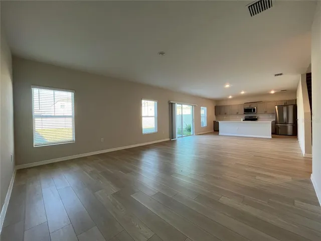 $3,295 | 14789 Summer Br Drive, Lithia, FL 33547