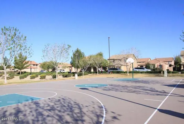 $1,995 | 1956 South Falcon Drive, Gilbert, AZ 85295