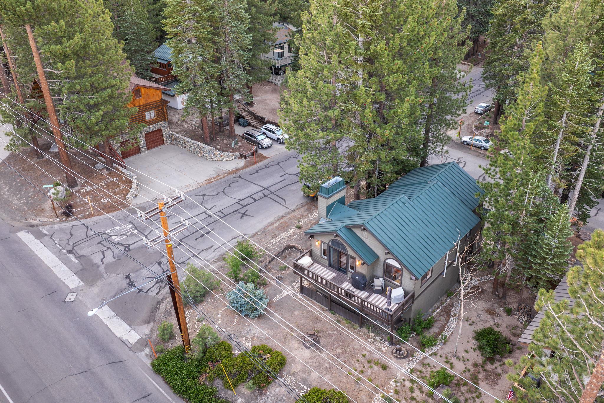 2 Holiday Way Mammoth Lakes, CA 93546 - Photo 31 of 37 an aerial view of a house with outdoor space