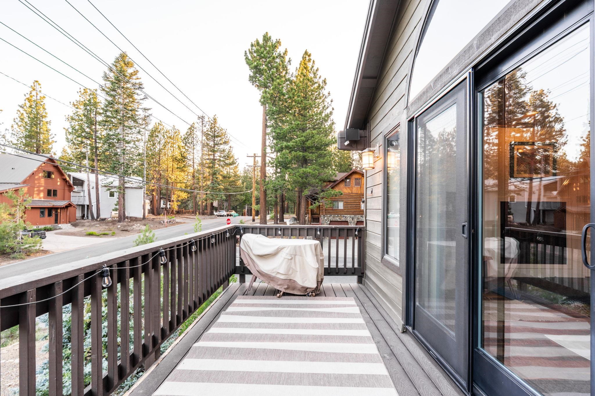 2 Holiday Way Mammoth Lakes, CA 93546 - Photo 10 of 37 a view of a balcony with yard