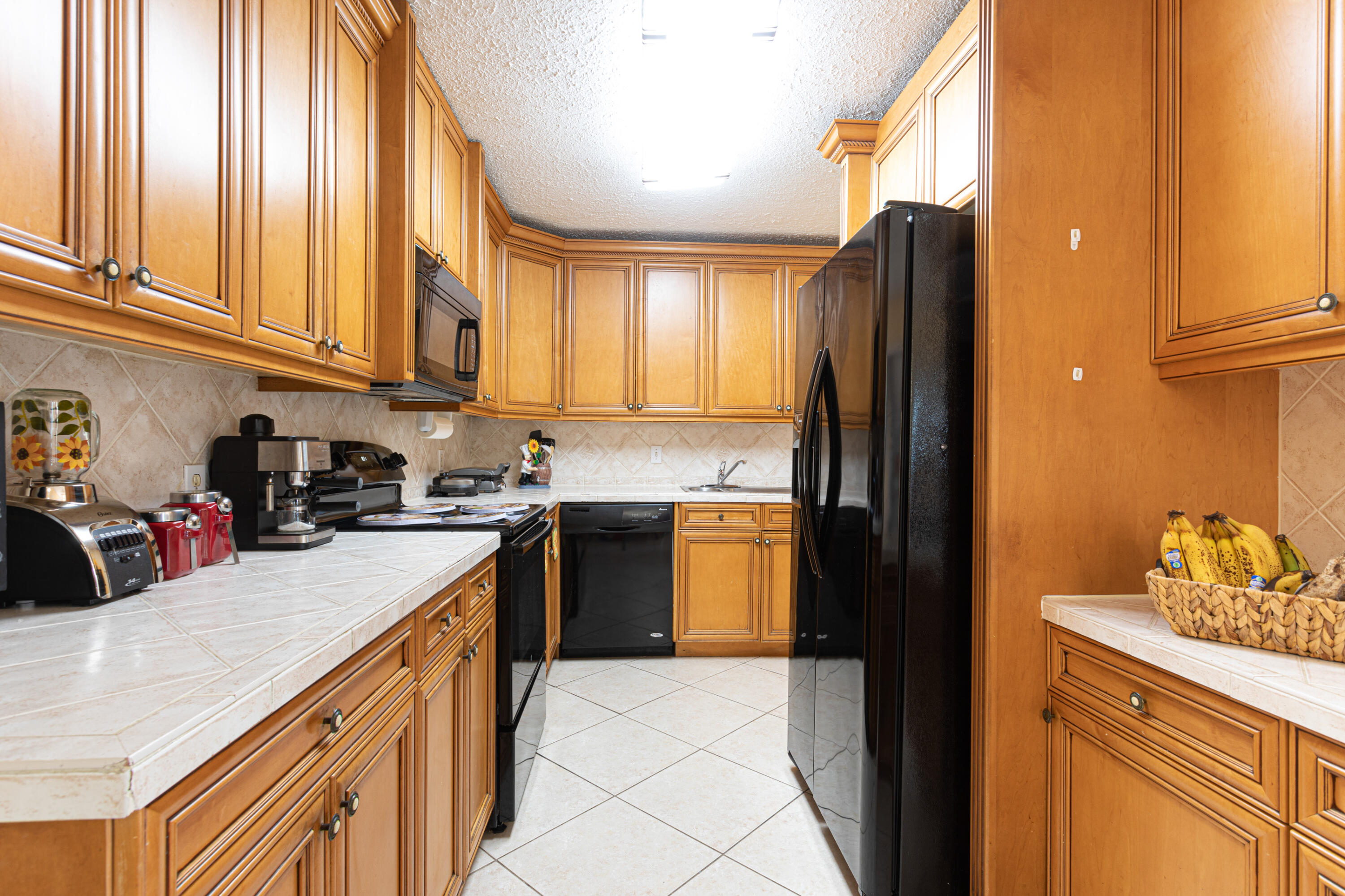 5961 Mango Road Royal Palm Estates, FL 33413 - Photo 11 of 30 Kitchen