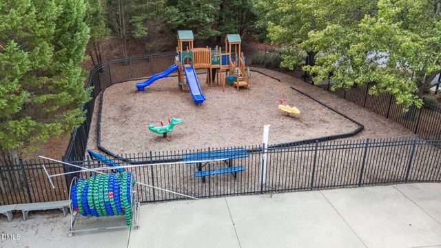 a view of outdoor space with entertaining space