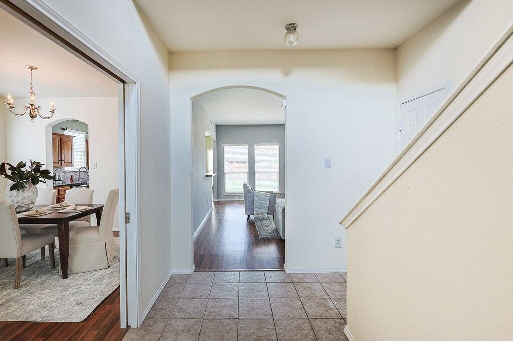 4919 Hanover Street Lubbock, TX 79416 - Photo 5 of 76 -