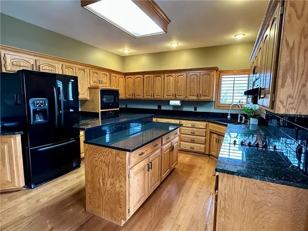 $560,000 | 610 East 14th Street, Maryville, MO 64468