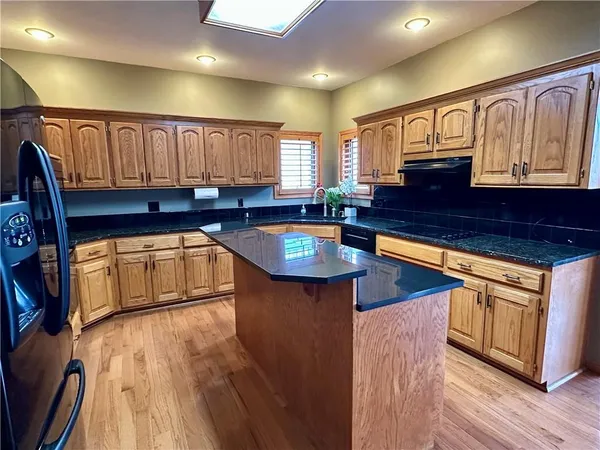 $560,000 | 610 East 14th Street, Maryville, MO 64468