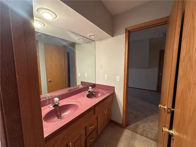 $560,000 | 610 East 14th Street, Maryville, MO 64468