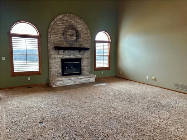 $560,000 | 610 East 14th Street, Maryville, MO 64468