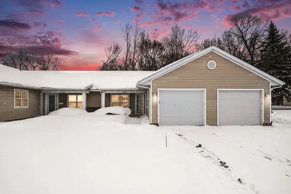 $299,000 | 3333 Clear Vista Court Northeast, Unit 23, Grand Rapids, MI 49525
