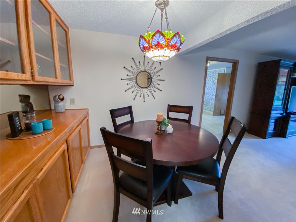 508 Harrington Avenue Northeast Renton, WA 98056 - Photo 13 of 40 Gallery Image 13