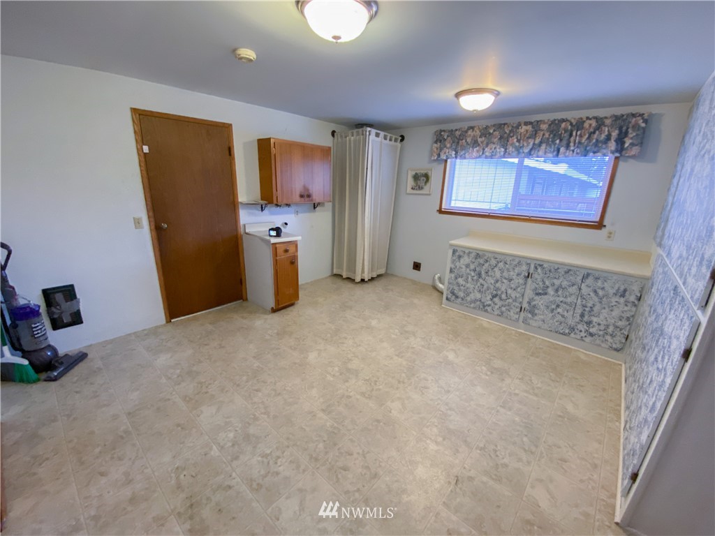 508 Harrington Avenue Northeast Renton, WA 98056 - Photo 33 of 40 Gallery Image 33