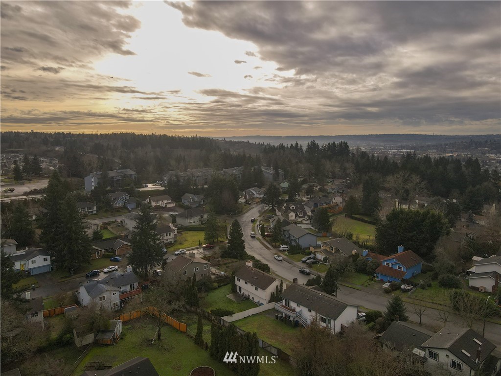 508 Harrington Avenue Northeast Renton, WA 98056 - Photo 39 of 40 Gallery Image 39