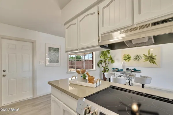 $1,950 | 3719 West Rovey Avenue, Phoenix, AZ 85019