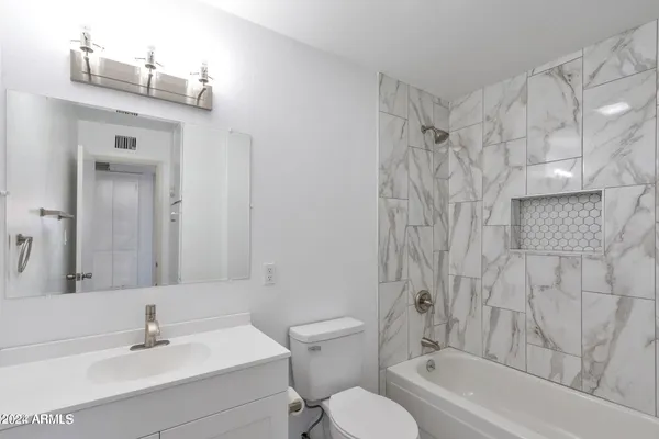 $1,950 | 3719 West Rovey Avenue, Phoenix, AZ 85019