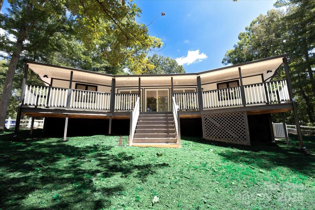 200 Lakeview Road Albemarle, NC 28001 - Photo 3 of 11 front view of a house with a yard