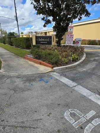 $1,650 | 1000 Lake Of The Woods Boulevard, Unit 201E, Casselberry, FL 32730