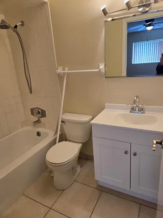 $1,650 | 1000 Lake Of The Woods Boulevard, Unit 201E, Casselberry, FL 32730