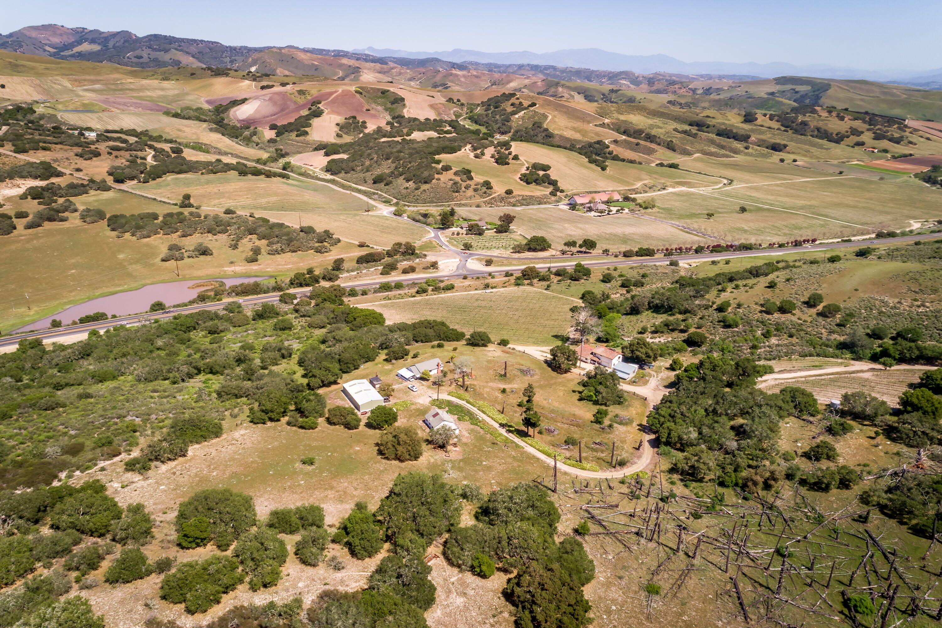 6060 Highway 246 Lompoc, CA 93436 - Photo 16 of 39 view of city and mountain