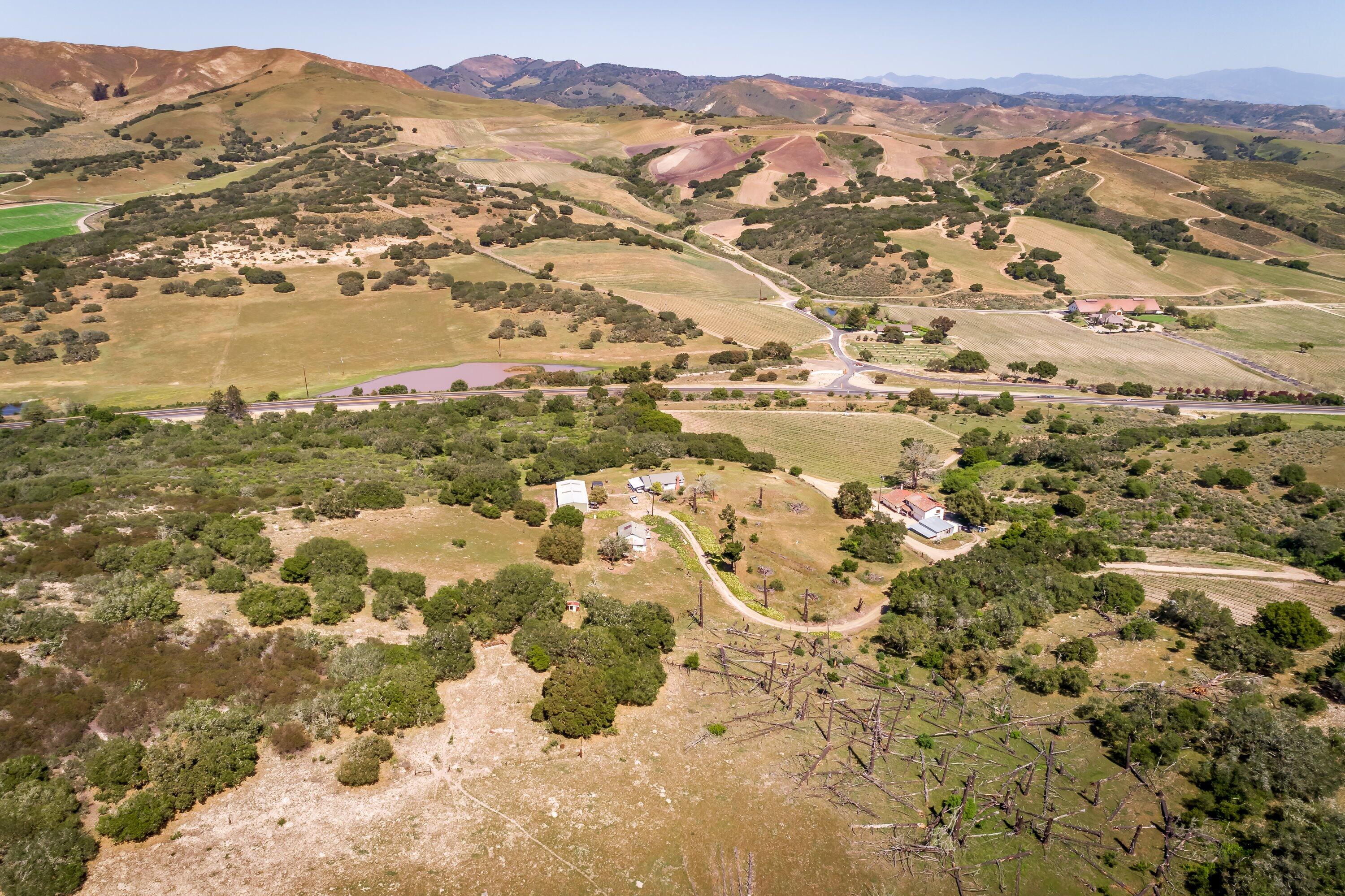 6060 Highway 246 Lompoc, CA 93436 - Photo 18 of 39 view of city and mountain