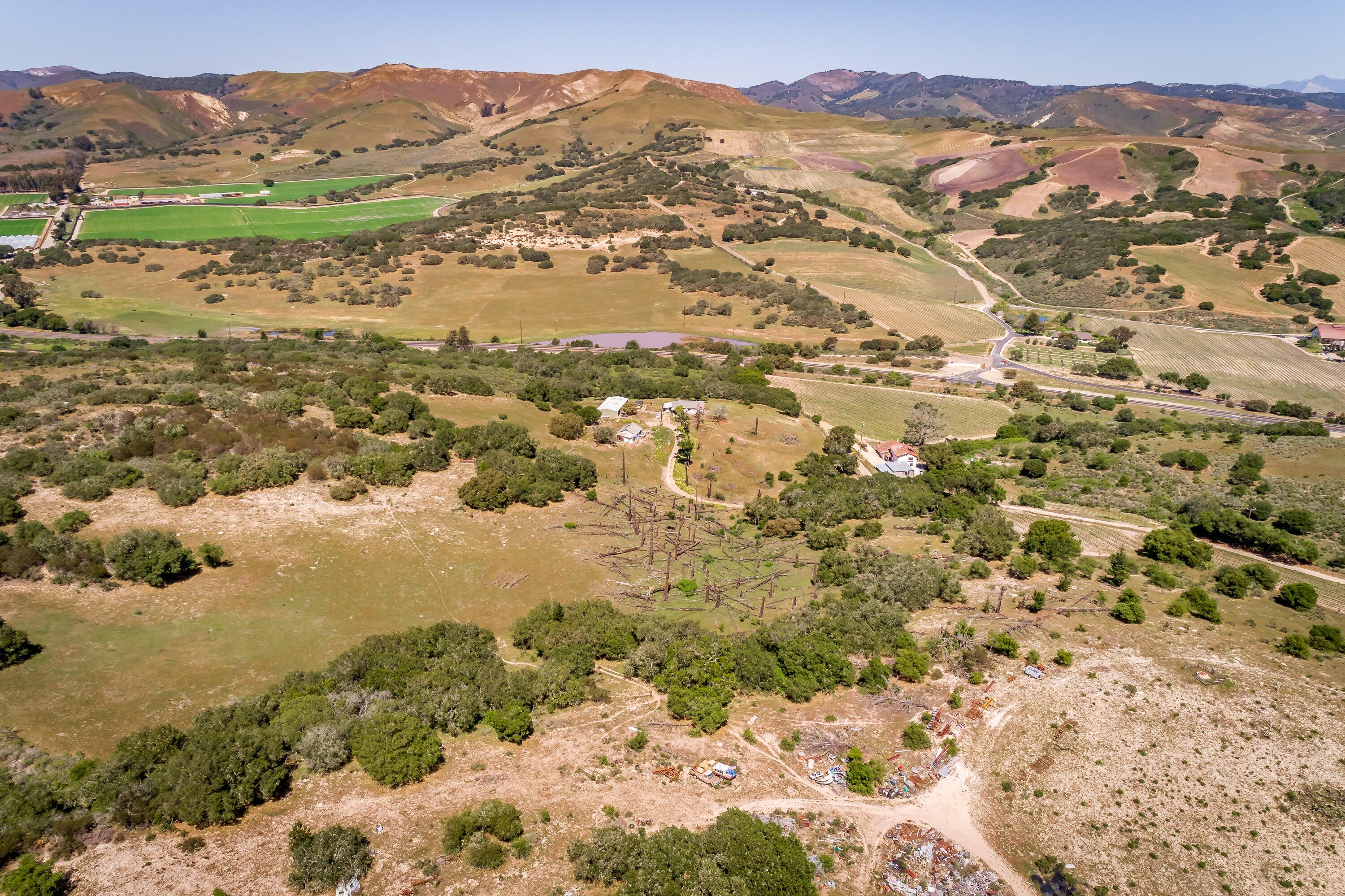6060 Highway 246 Lompoc, CA 93436 - Photo 23 of 39 a view of lake and mountain