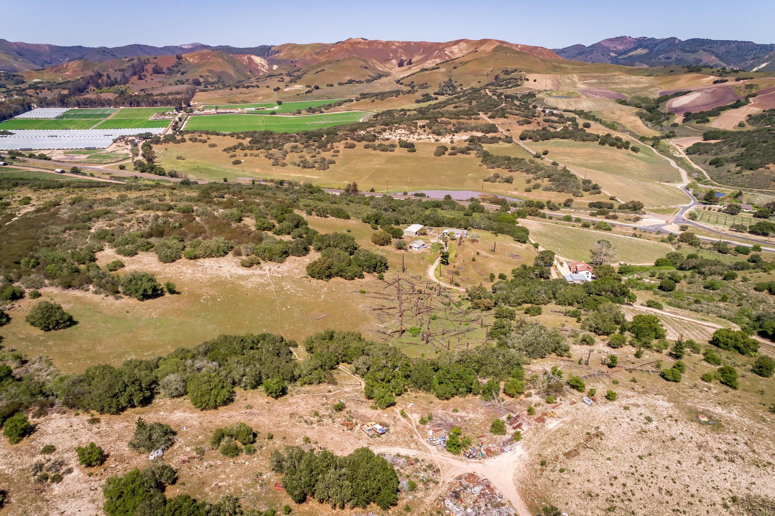 6060 Highway 246 Lompoc, CA 93436 - Photo 39 of 39 a view of lake with mountain