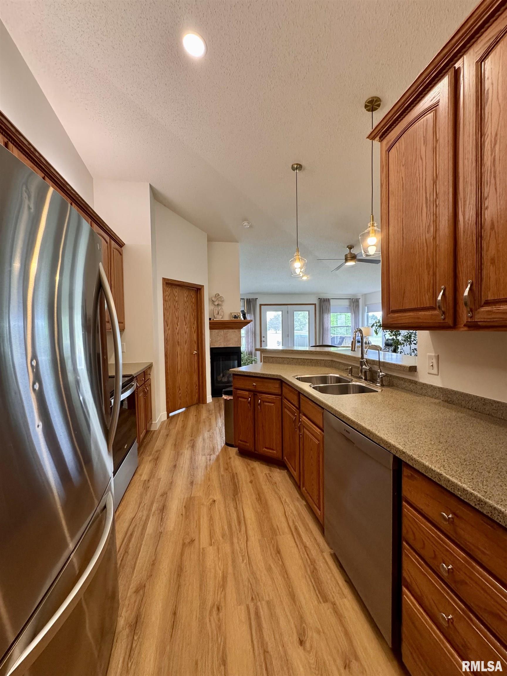 1123 Hawthorn Ridge Macomb, IL 61455 - Photo 18 of 34