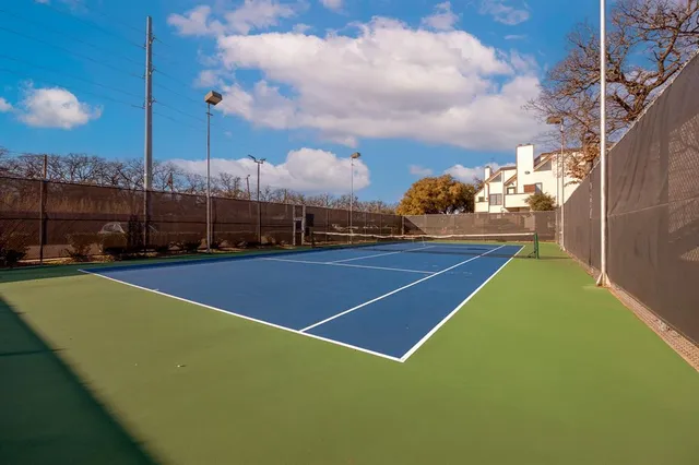 a view of a tennis court