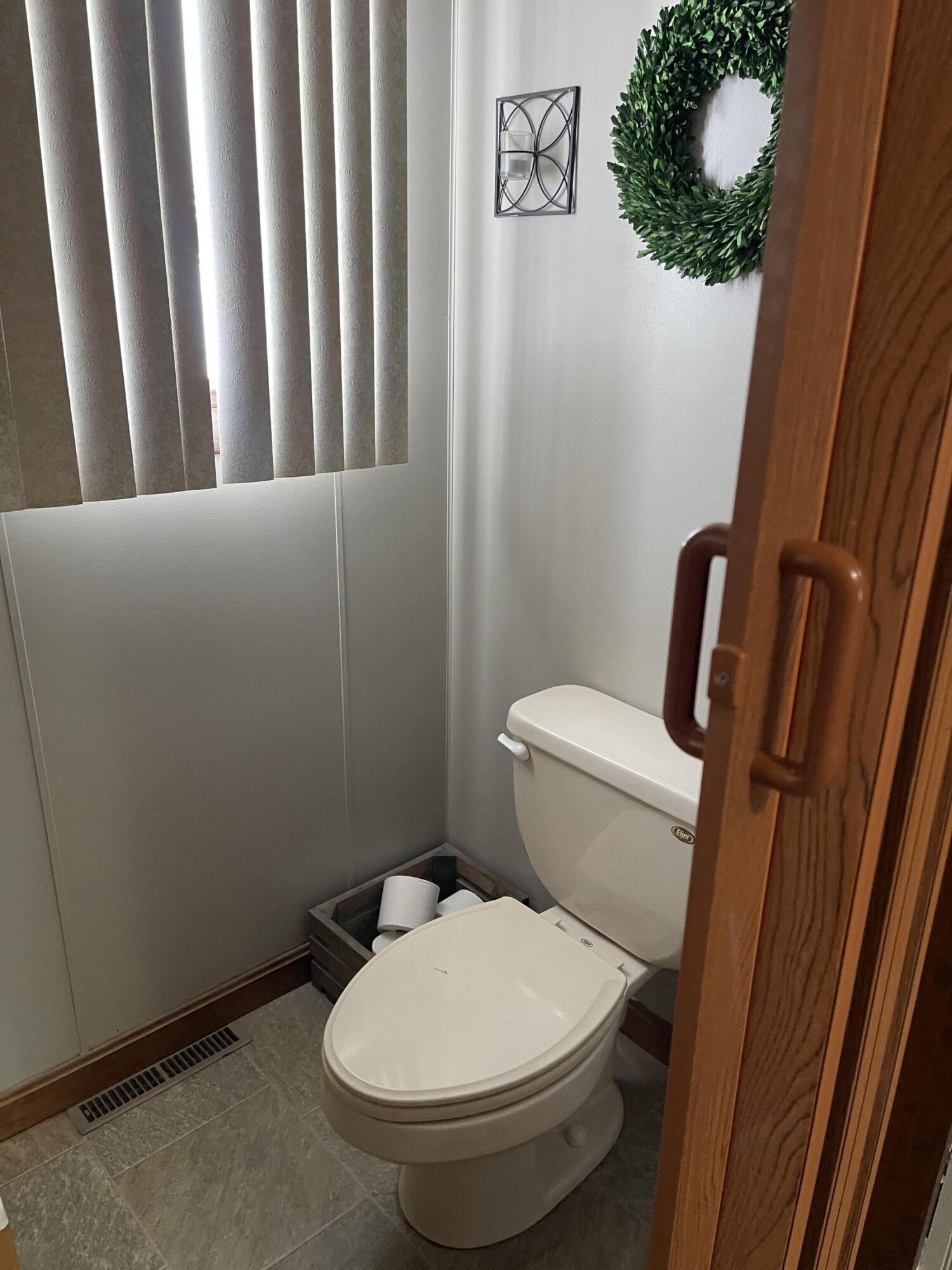 496 Van Buren Road Caribou, ME 04736 - Photo 11 of 41 IMG_7727